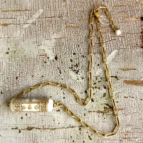 Gilded Cream Frosted Gold Paperclip Chain Necklace