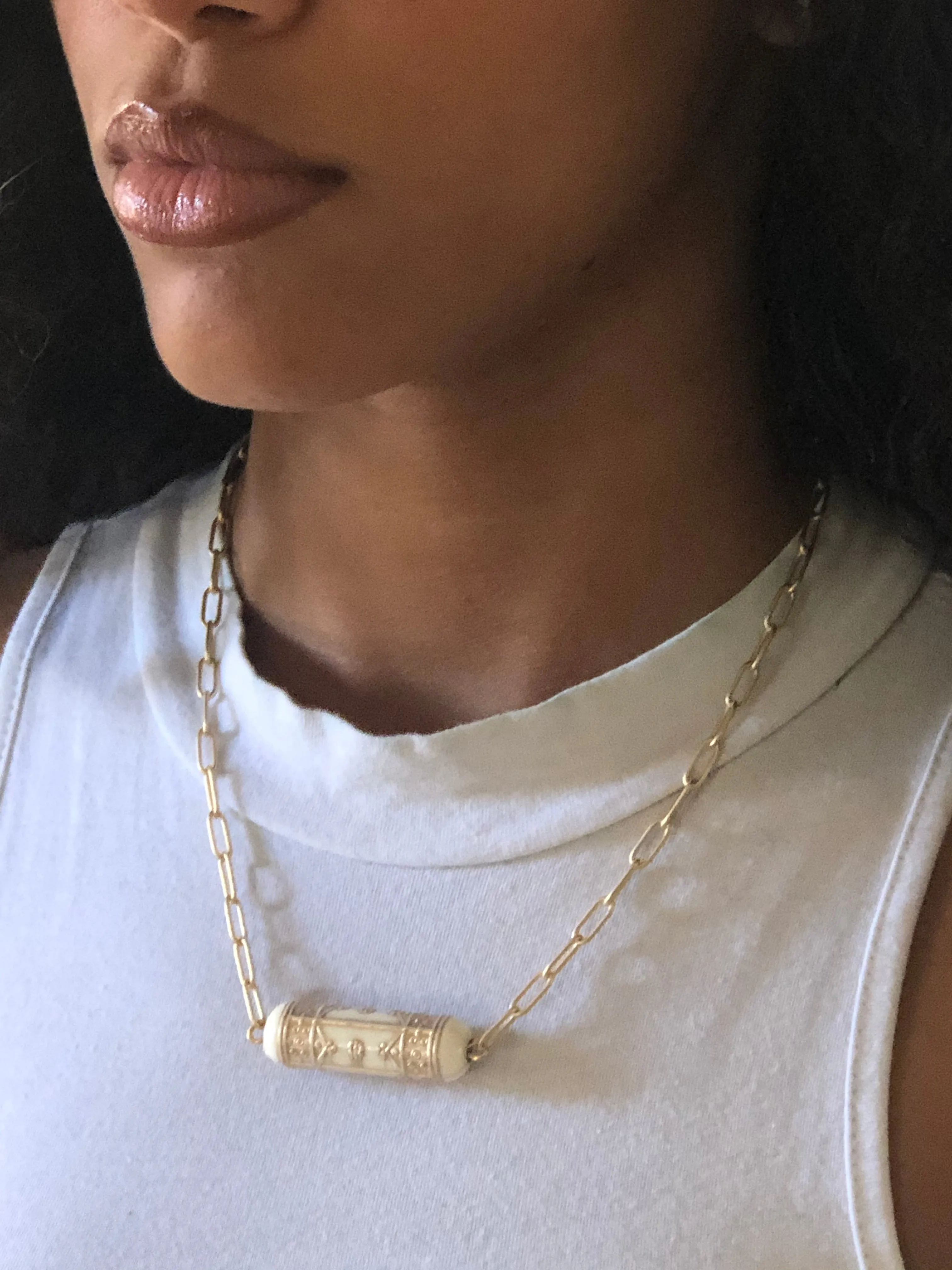 Gilded Cream Frosted Gold Paperclip Chain Necklace