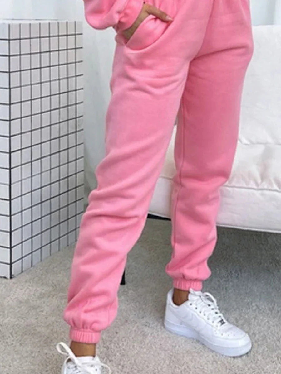 Pink Women's Loungewear Set: Cozy Sweatshirt and Joggers