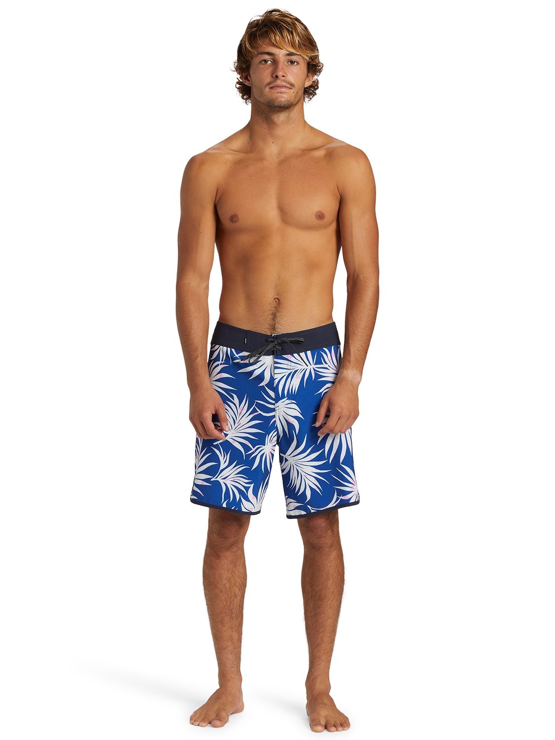 Quiksilver Mens Surfsilk Scallop 18 Boarshorts