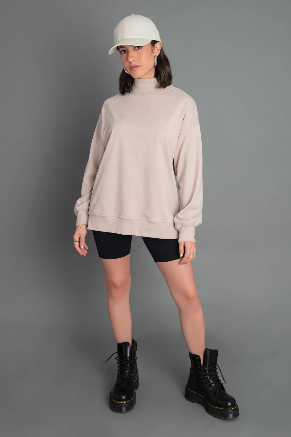 Sudadera de fit oversized de cuello alto