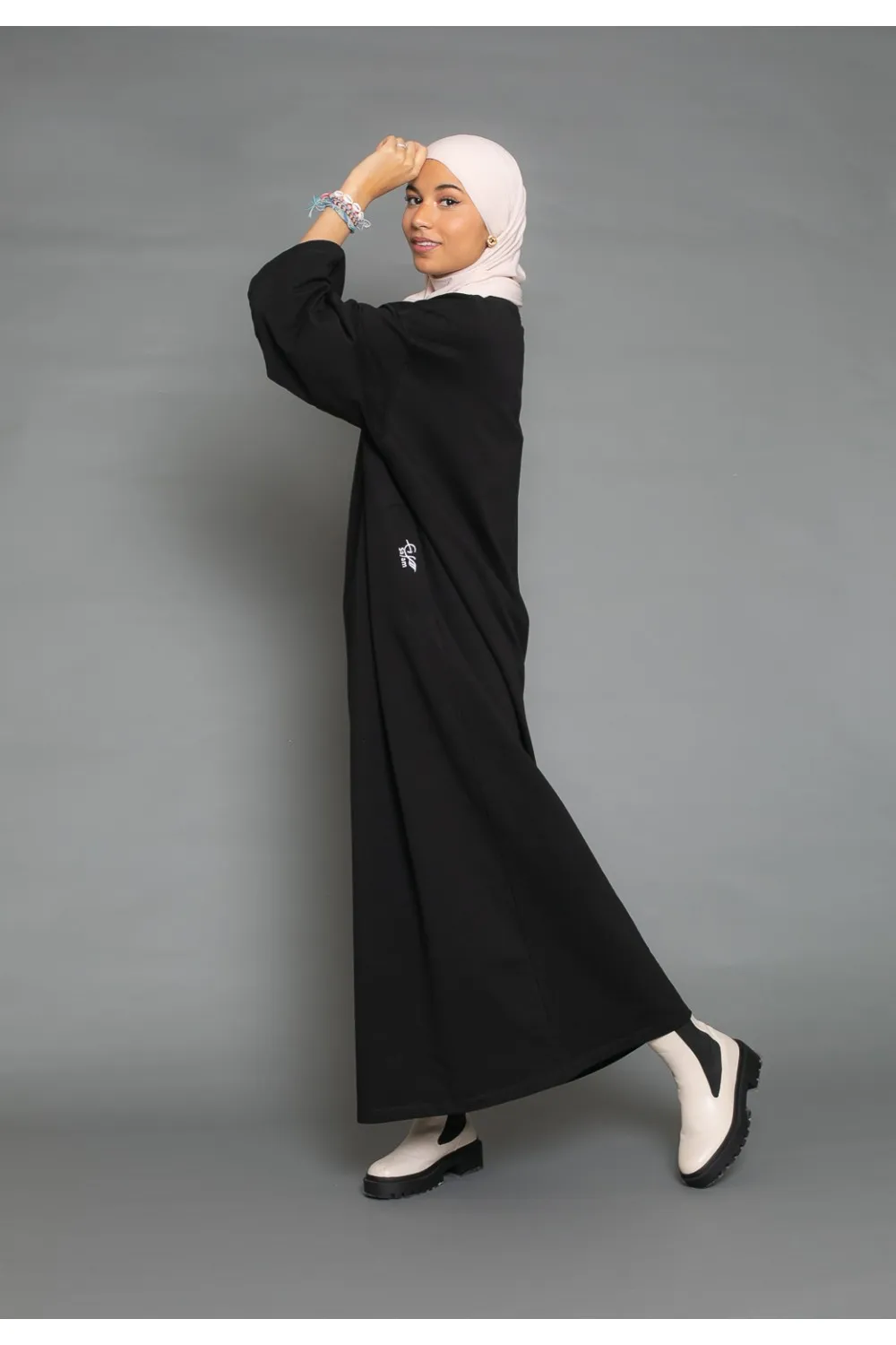 Vestido sudadera oversize manga ancha negro